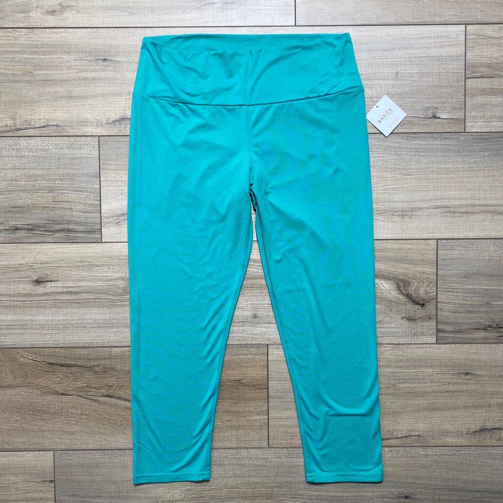 Sexy Basics Womens Cropped Leggings Size Large Seafoam Green‎ Buttery Soft
